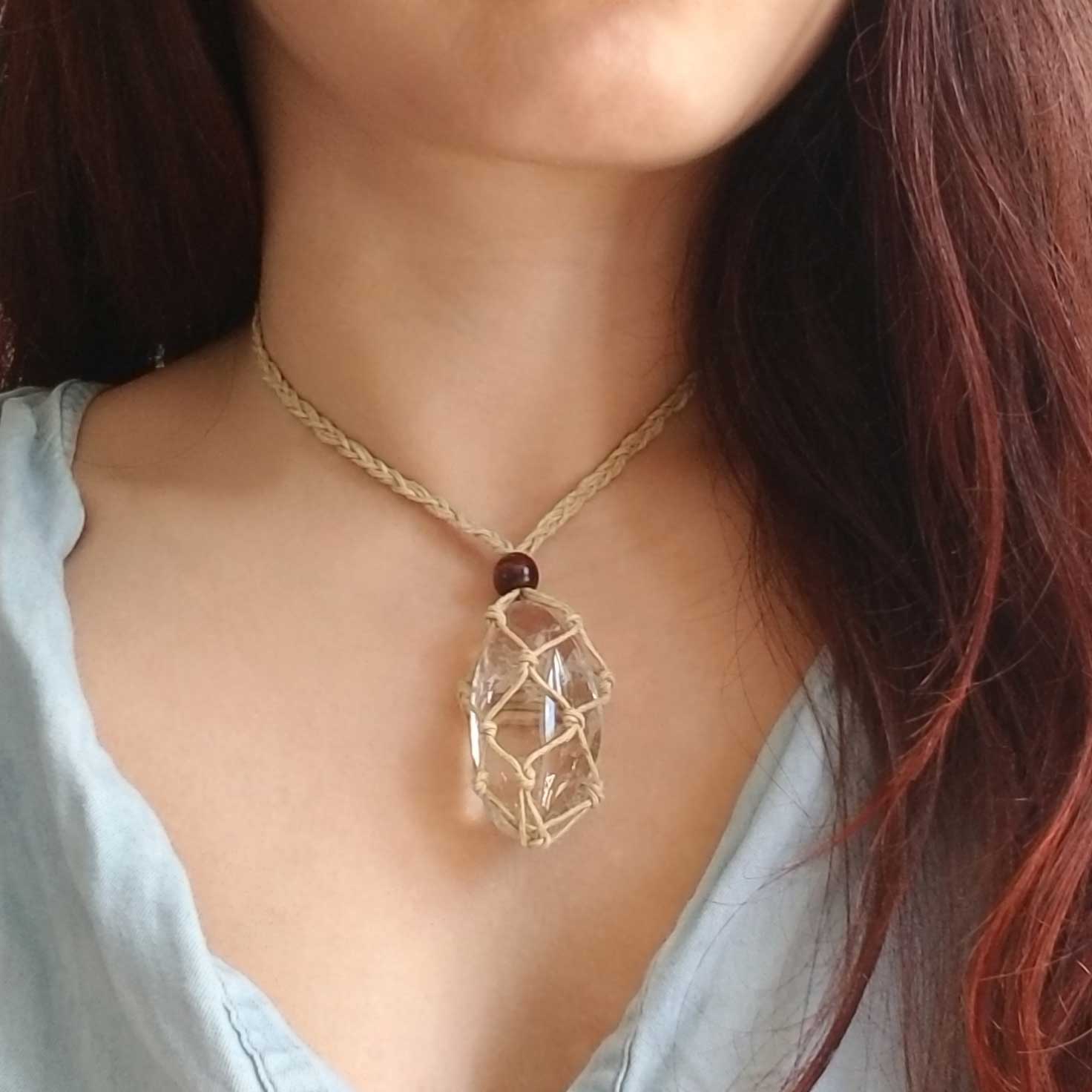 Klar Kvarts med justerbart macrame anheng